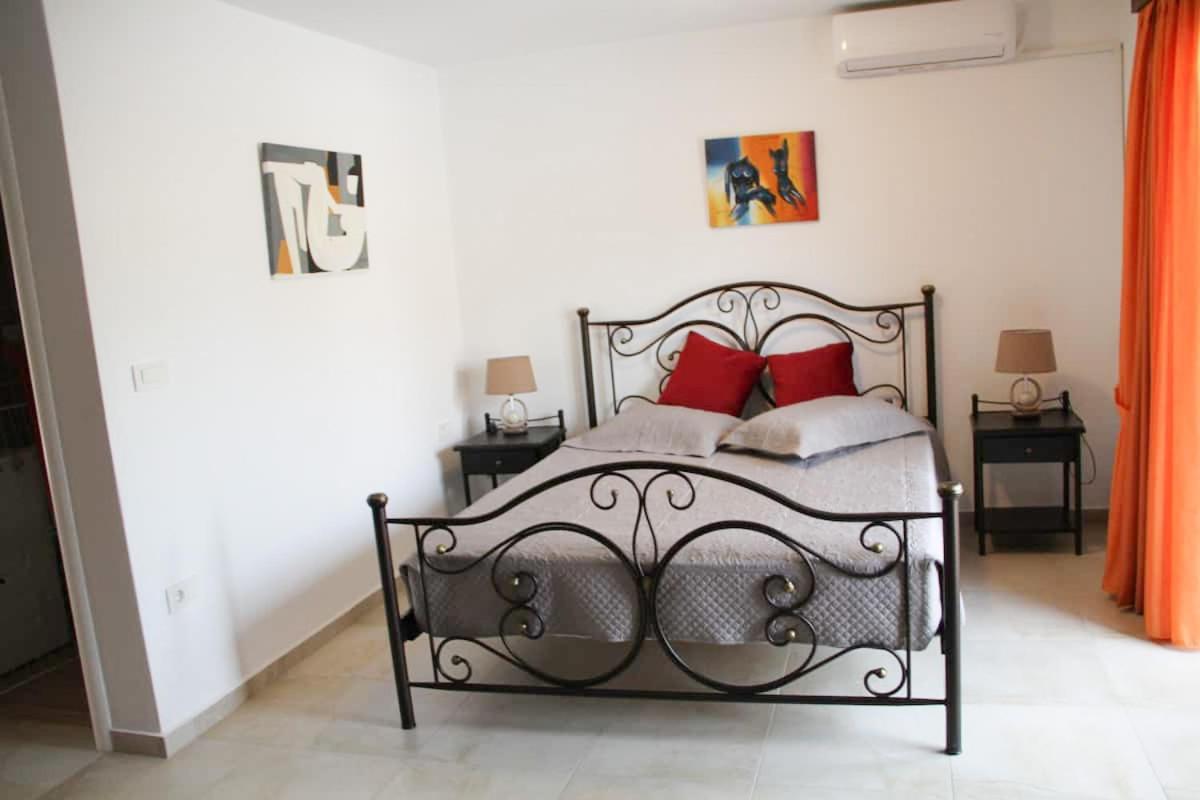 נאפפליו Αριων Village & Suites מראה חיצוני תמונה