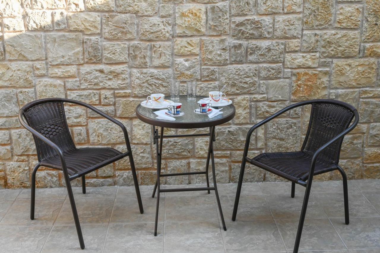 נאפפליו Αριων Village & Suites מראה חיצוני תמונה