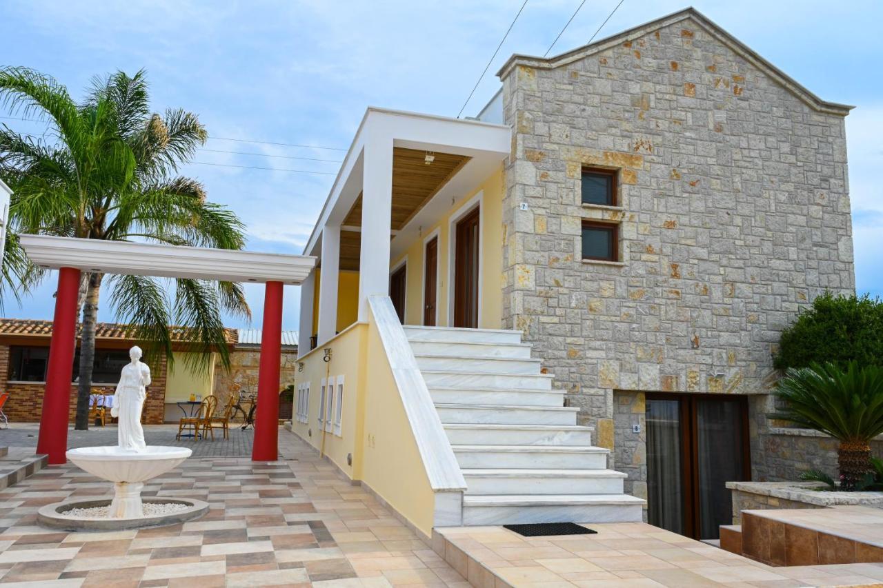 נאפפליו Αριων Village & Suites מראה חיצוני תמונה