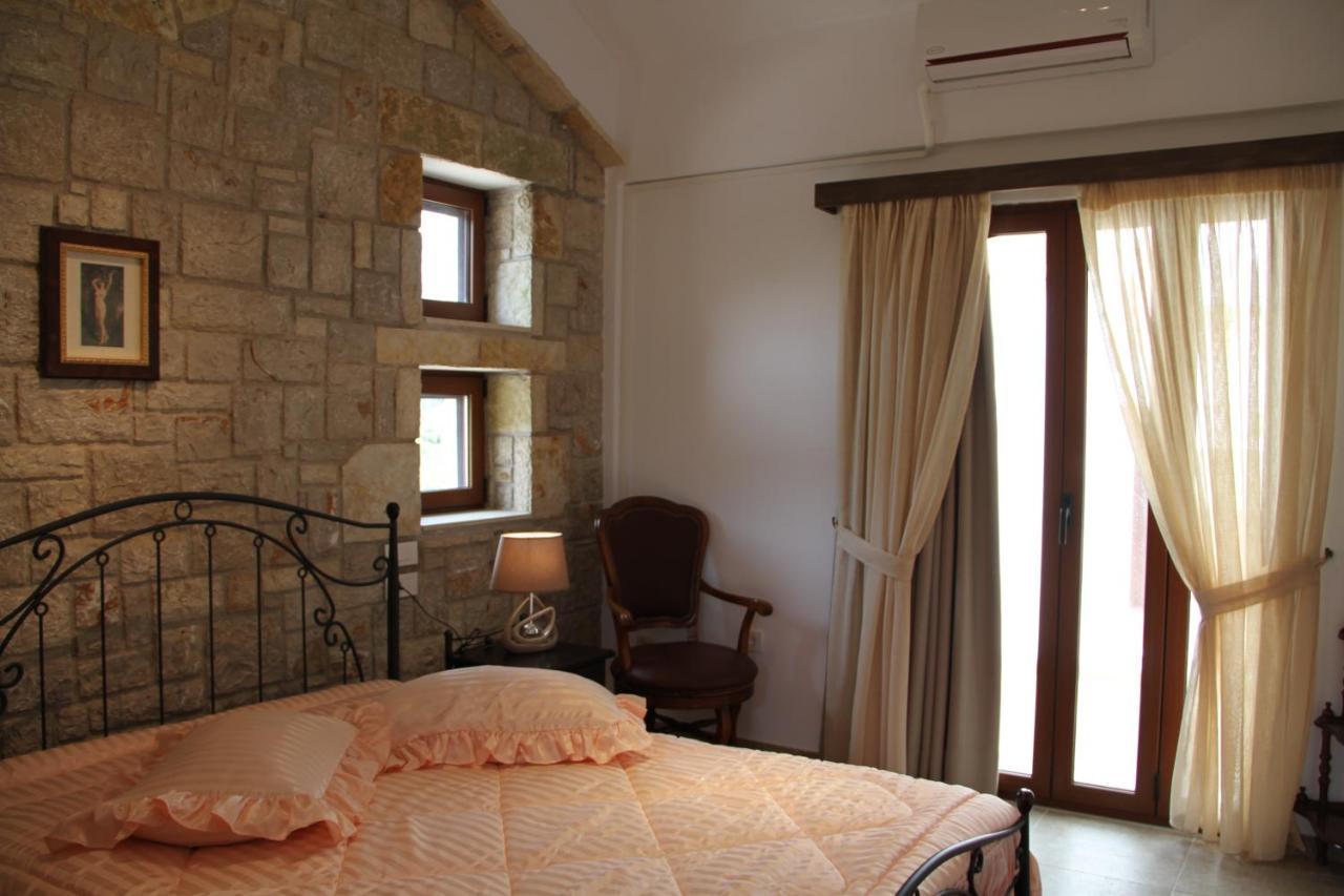 נאפפליו Αριων Village & Suites מראה חיצוני תמונה