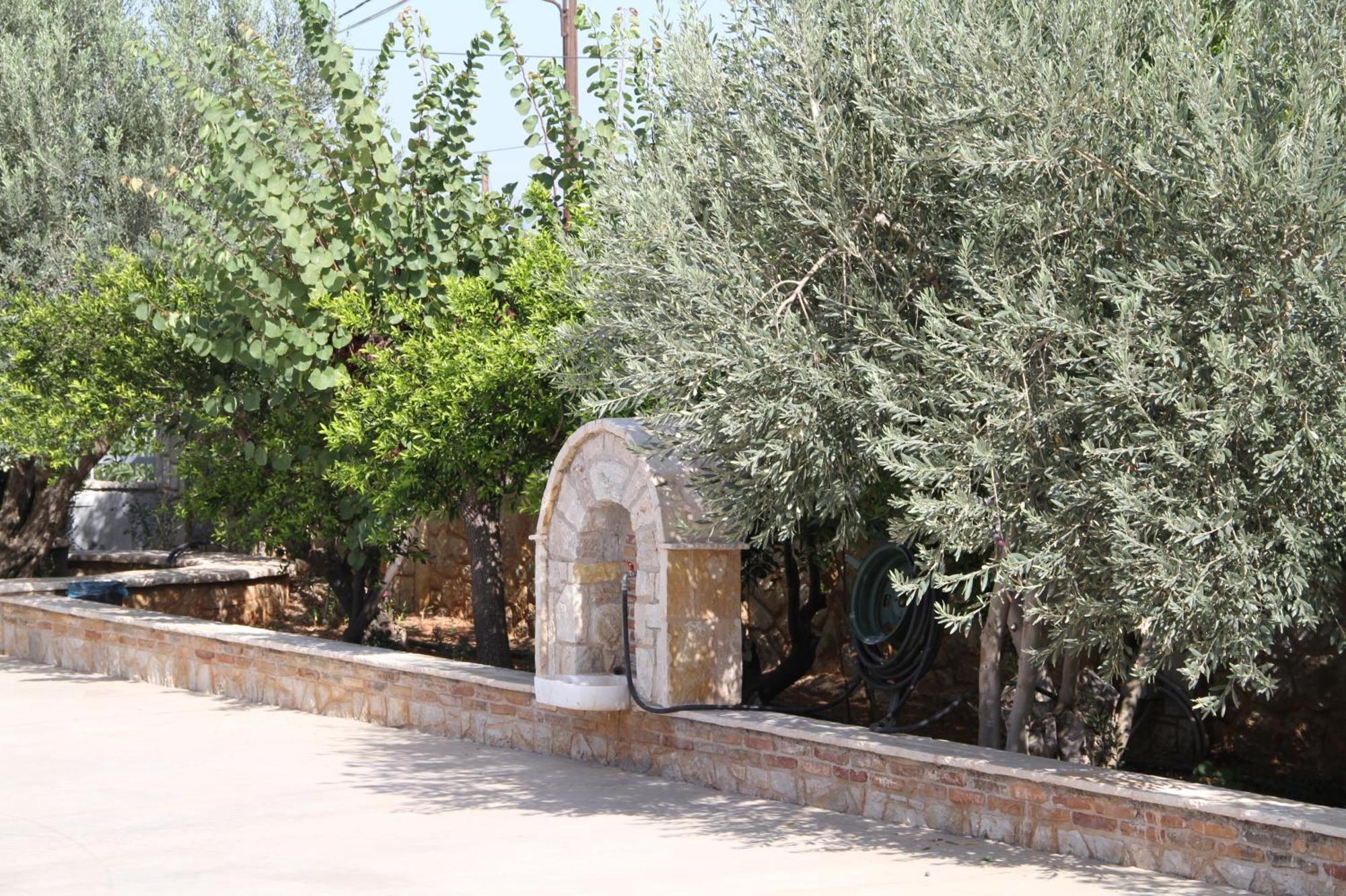 נאפפליו Αριων Village & Suites מראה חיצוני תמונה
